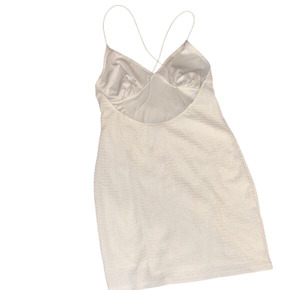 Divided Size L - White Mini Dress with Spaghetti Straps - Picture 5 of 6